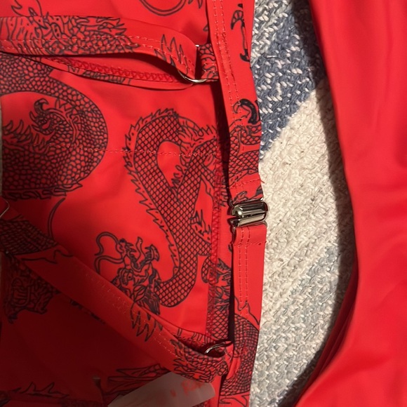 Dragon print red bikini - Picture 3 of 5